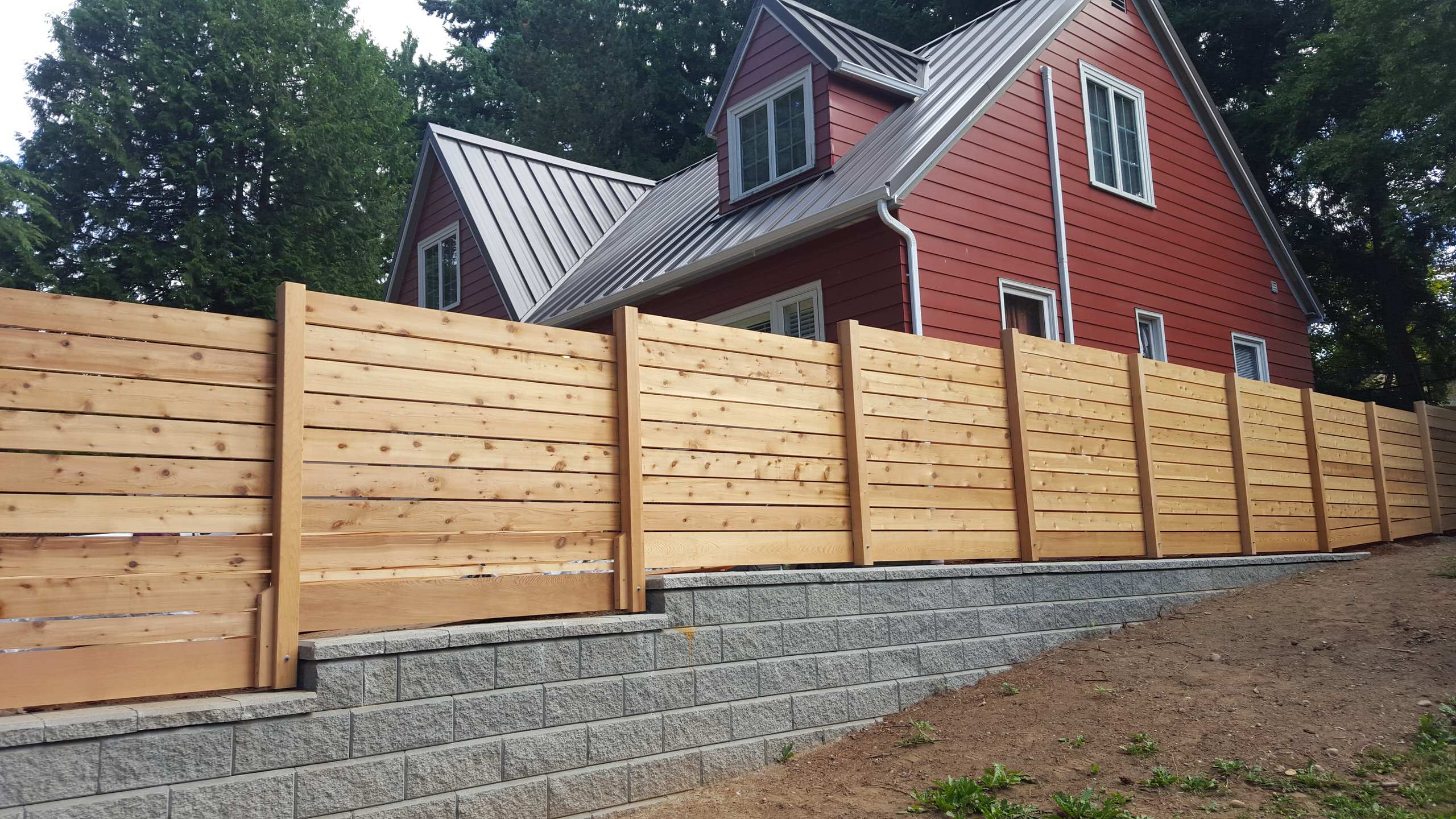 Sideyard fence adjacent to neighbors