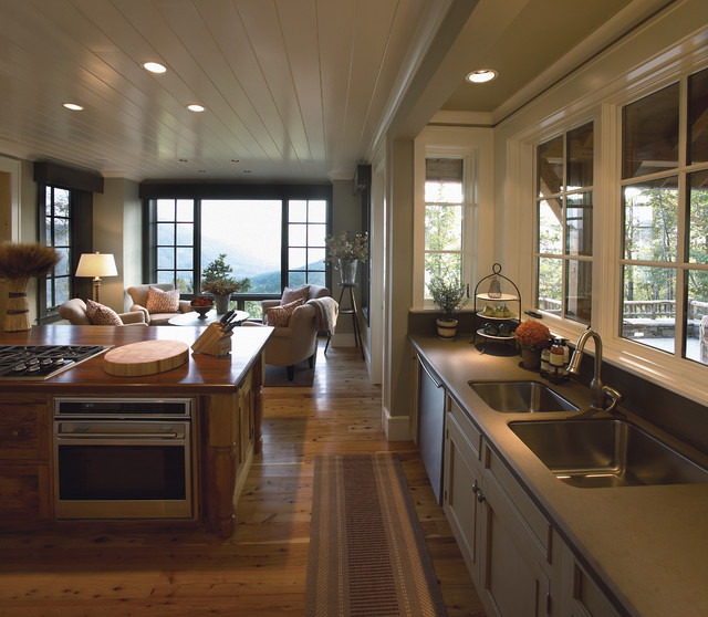 HGTV 2006 Dream Home american-traditional-kitchen