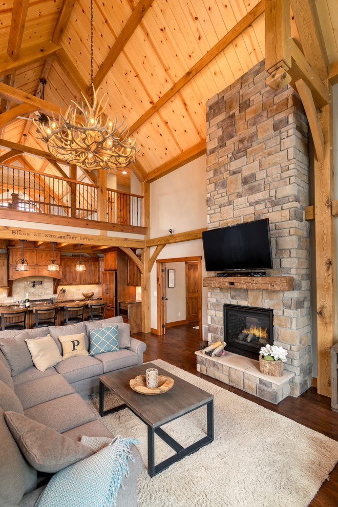 Home design - rustic home design idea in Columbus