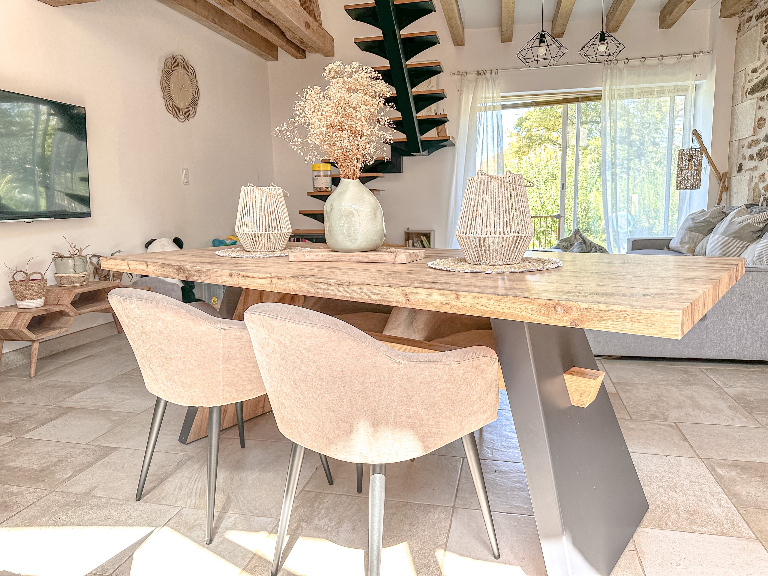 Salle à manger campagne/contemporaine en Puisaye 89