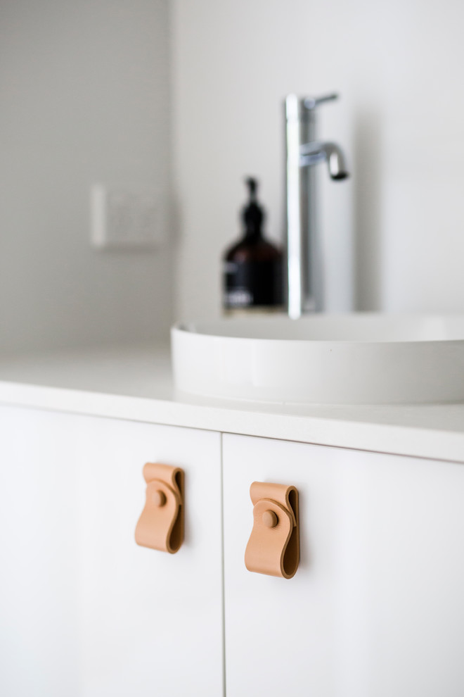 Photo of a beach style bathroom in Sunshine Coast.