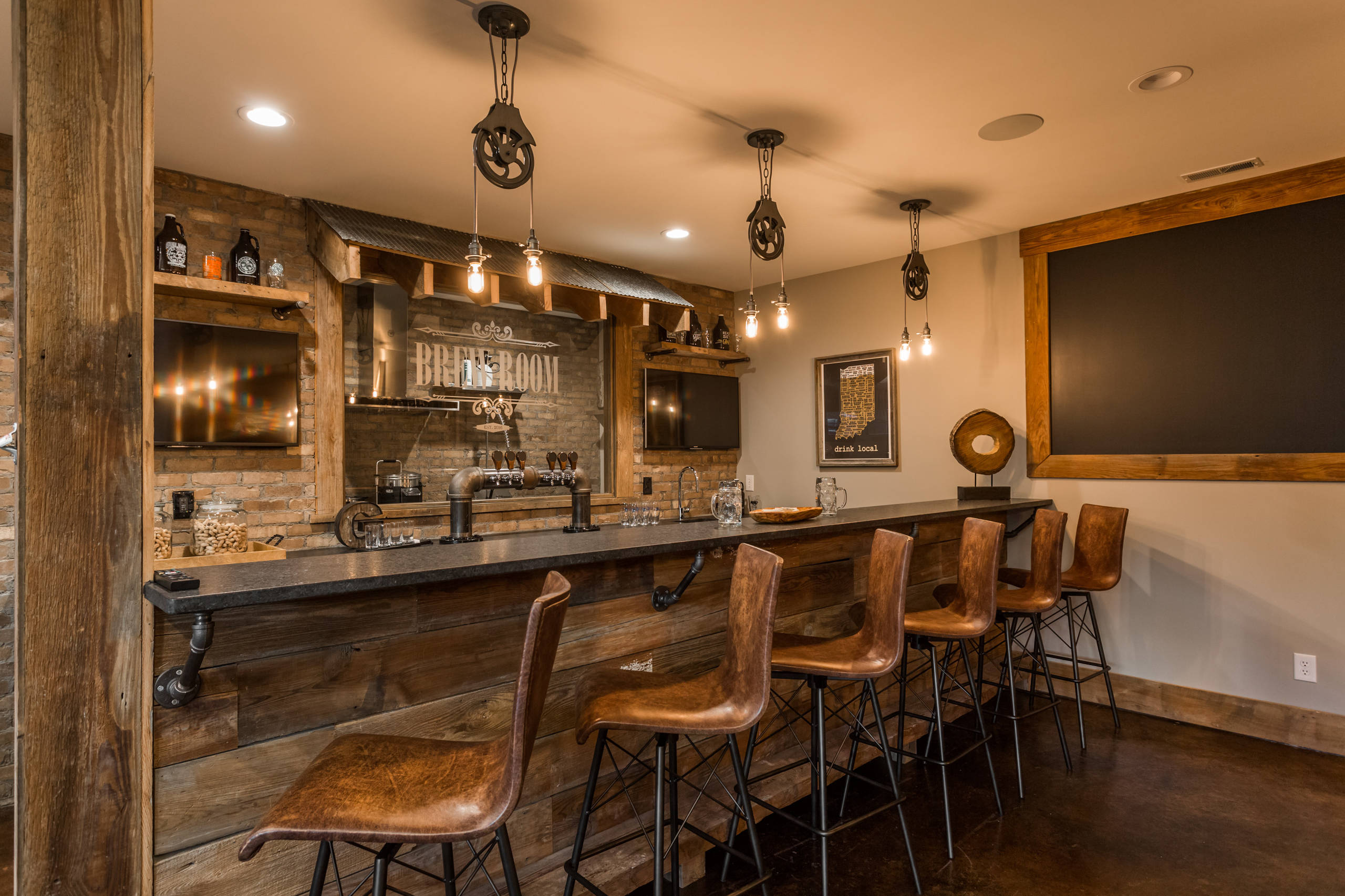 75 Beautiful Basement Bar Pictures \u0026 Ideas | Houzz, image size:2560x1706