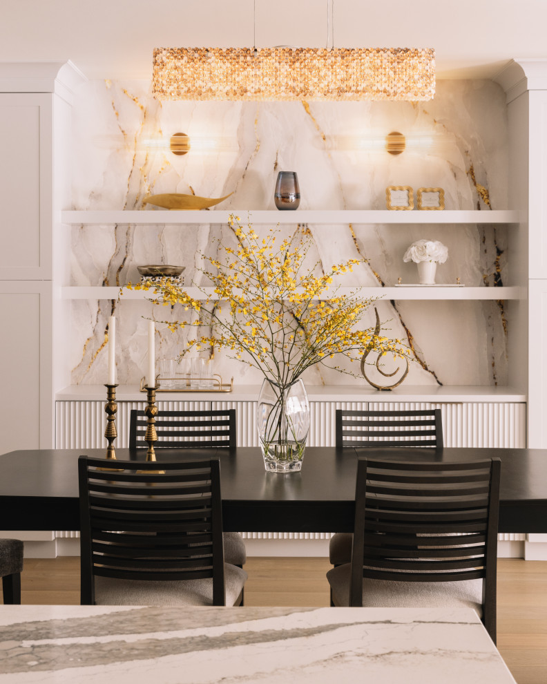 На фото: столовая в стиле модернизм с белыми стенами, фасадом камина из плитки и обоями на стенах с