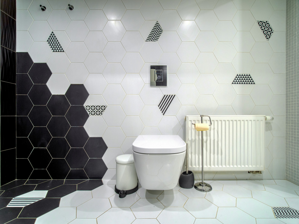 Ванная комната в черно-белых тонах