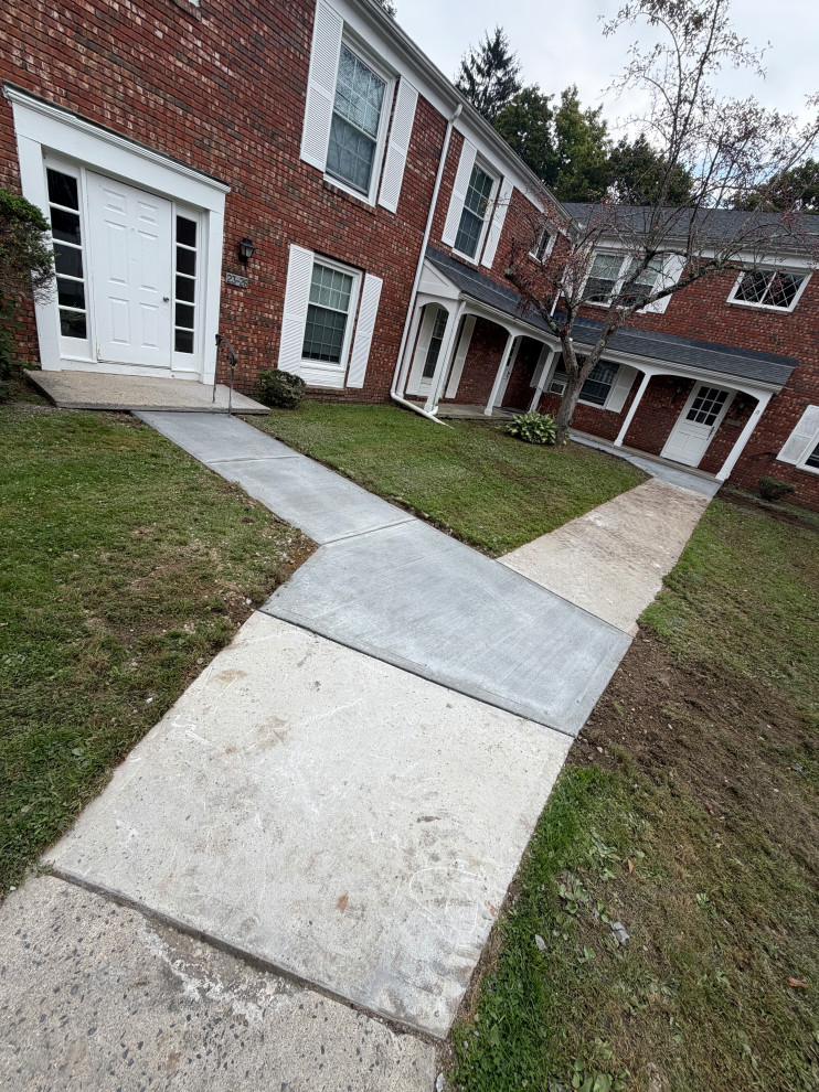 concrete side walk