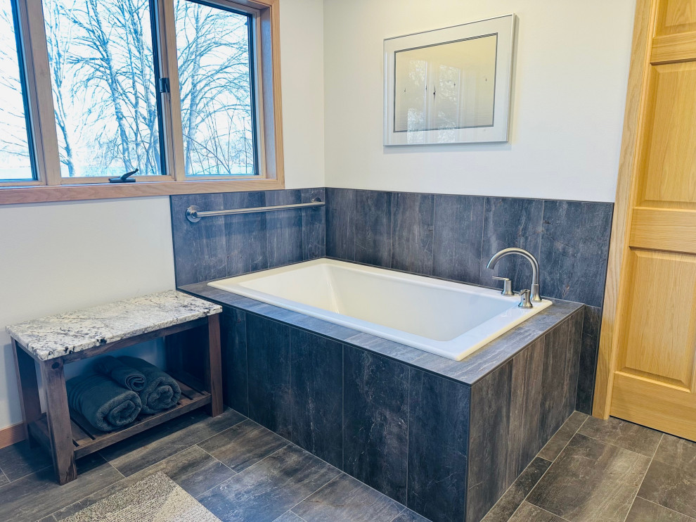 Pine Point Ensuite