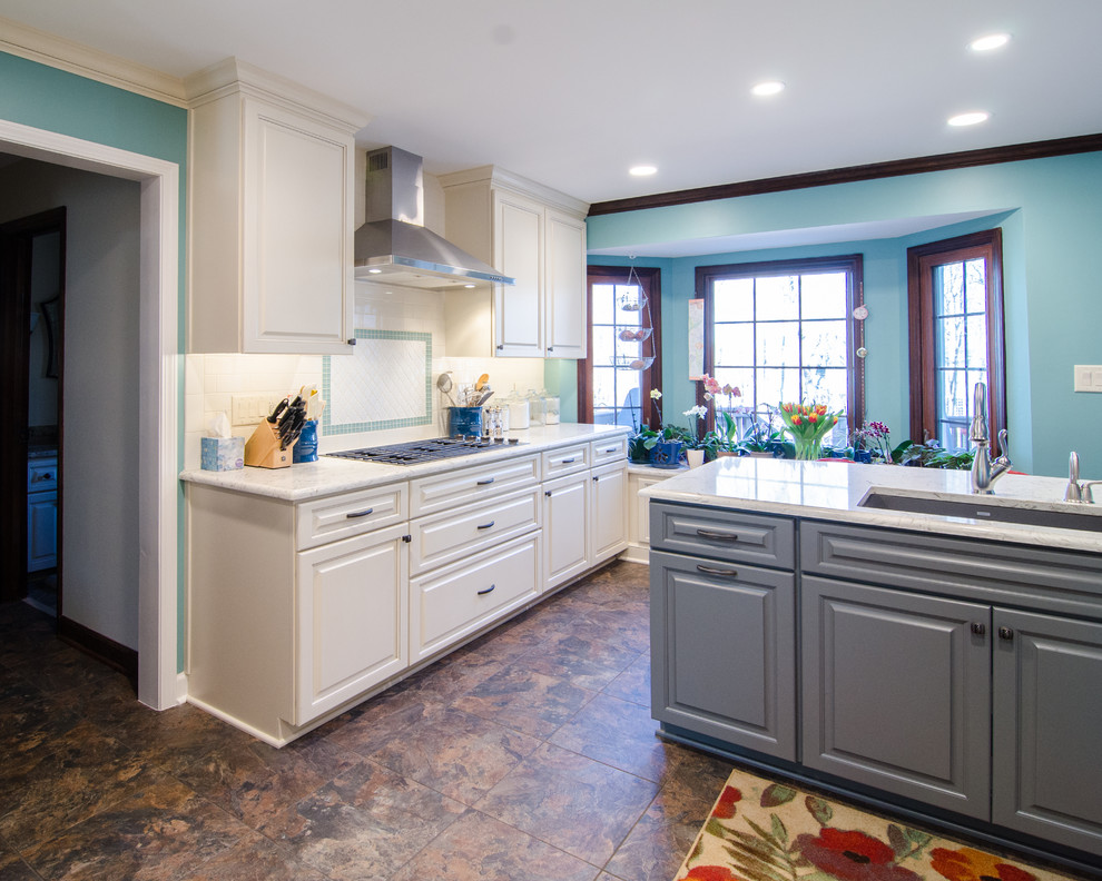 Kitchen - large transitional kitchen idea in Raleigh