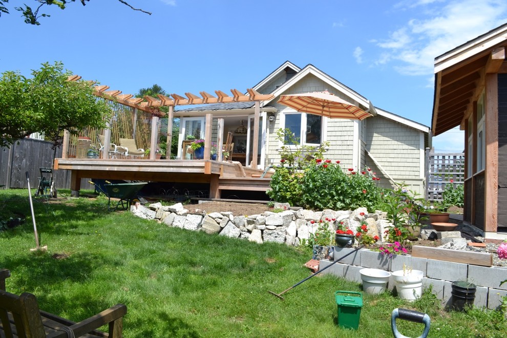 See 3 Homes Dramatically Transformed by Decks