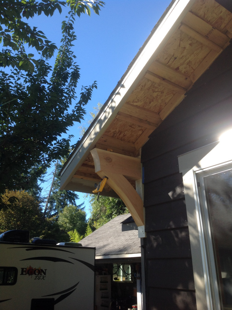 Cedar Siding and Gable End and Bracing