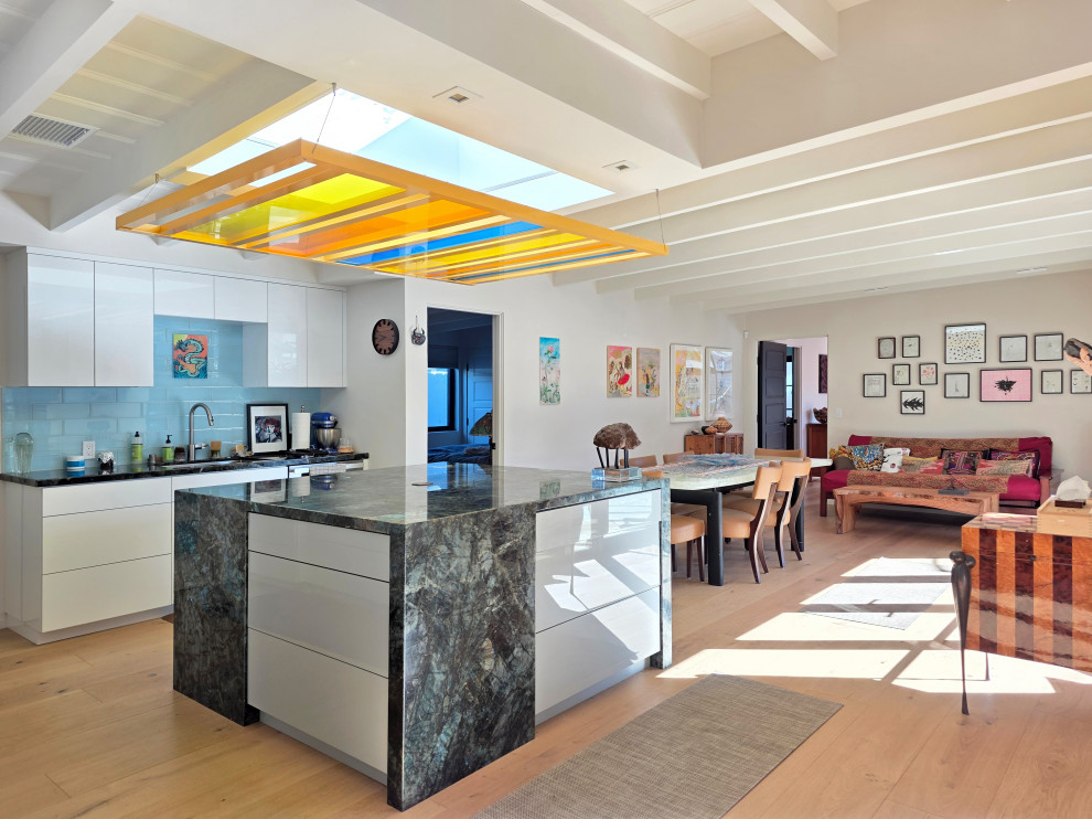 Mid-Century Modern House with Contemporary Art Collection