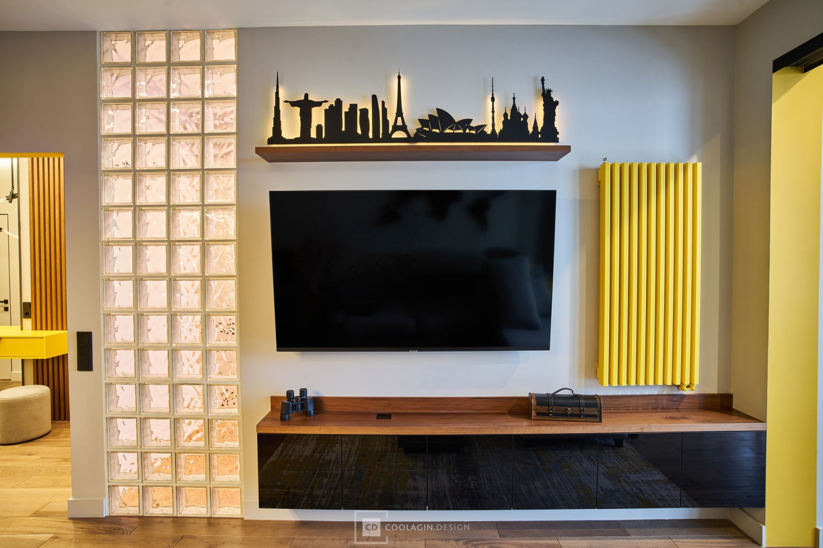 Стильный интерьер с жёлтыми акцентами