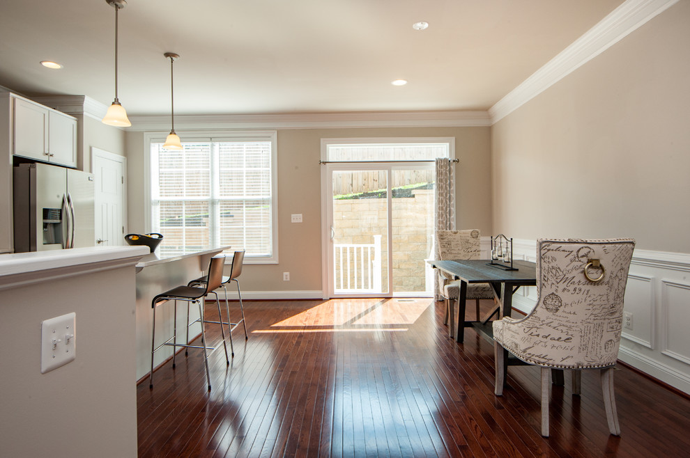 Kitchen - transitional kitchen idea