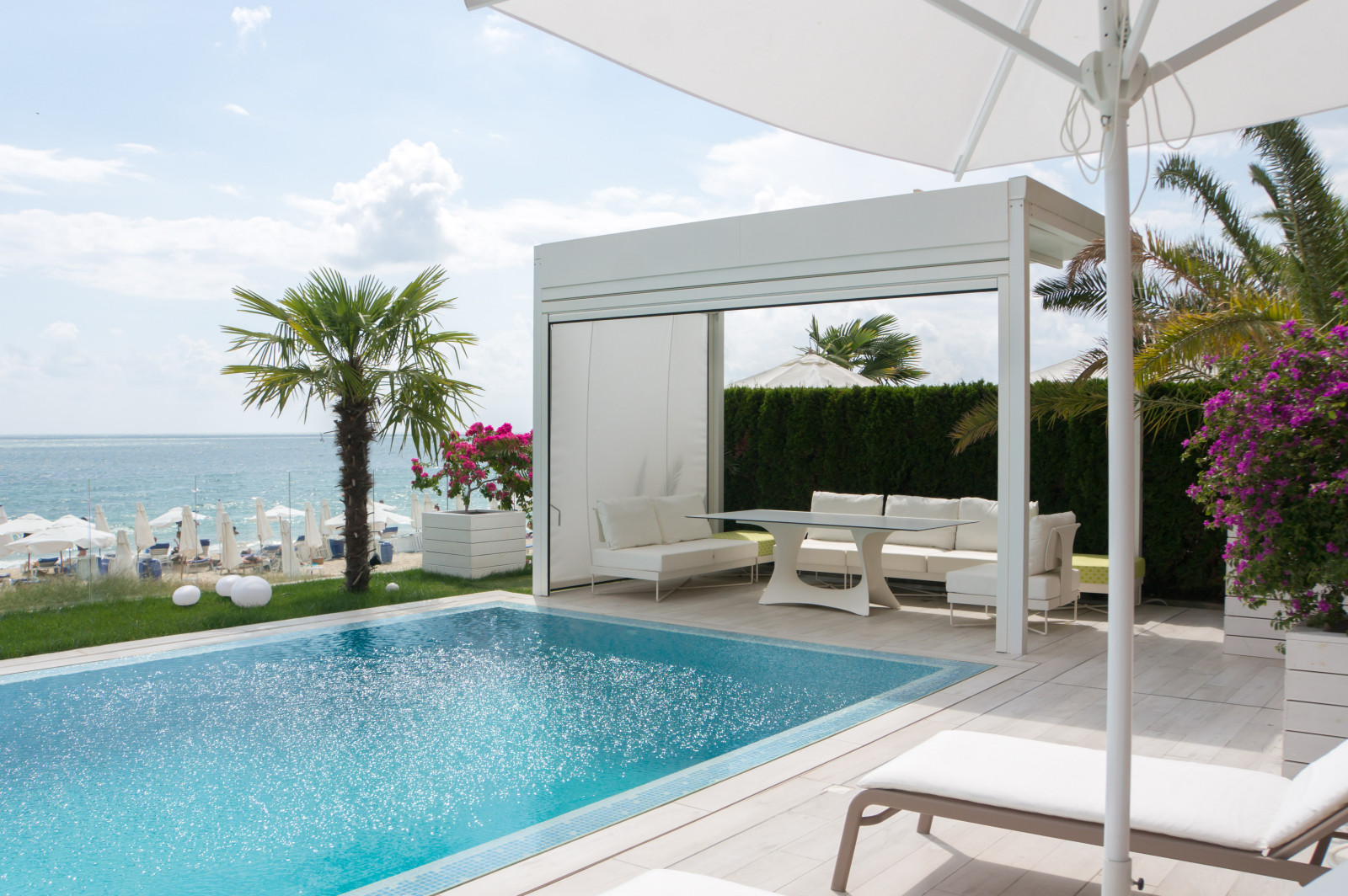 Квартира в Болгарии 2019г, с бассейном