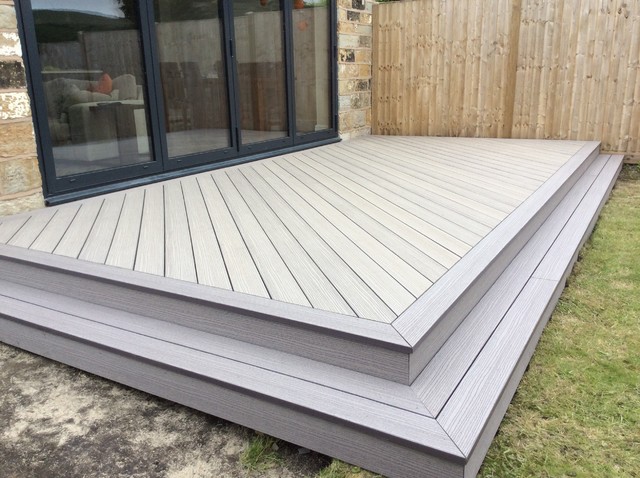 Composite decking modern