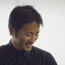 プロフィール