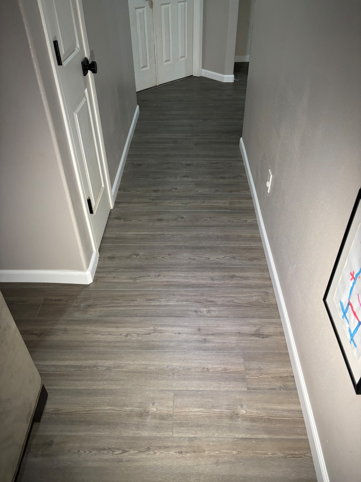 LVP Flooring, Baseboard