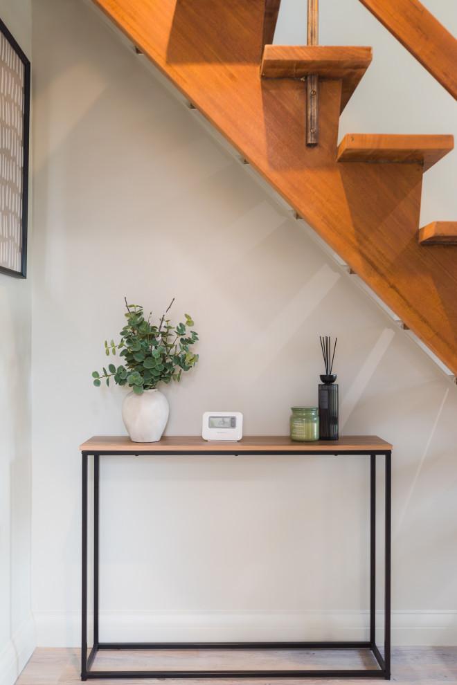 Woodville Road - Stage to Sell