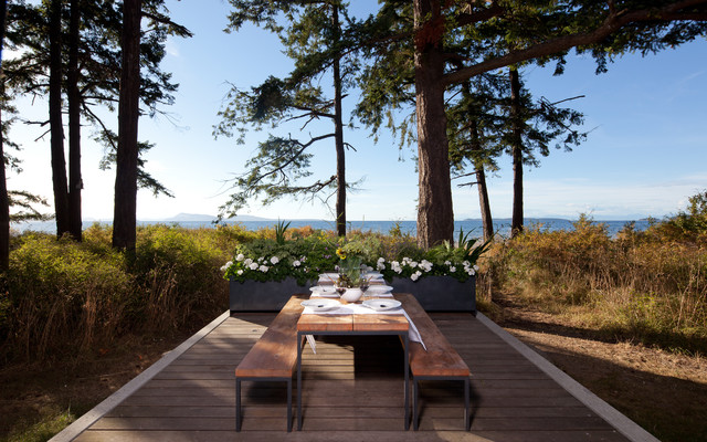 North Beach beach-style-deck