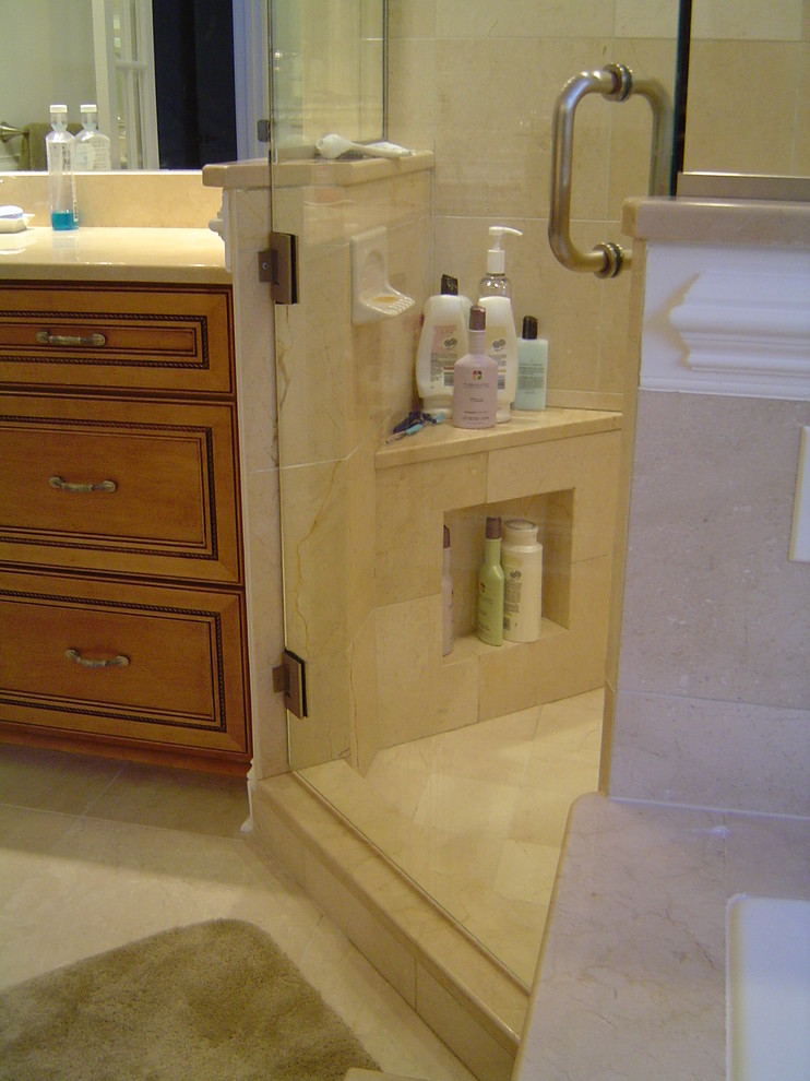Example of a transitional bathroom design in DC Metro