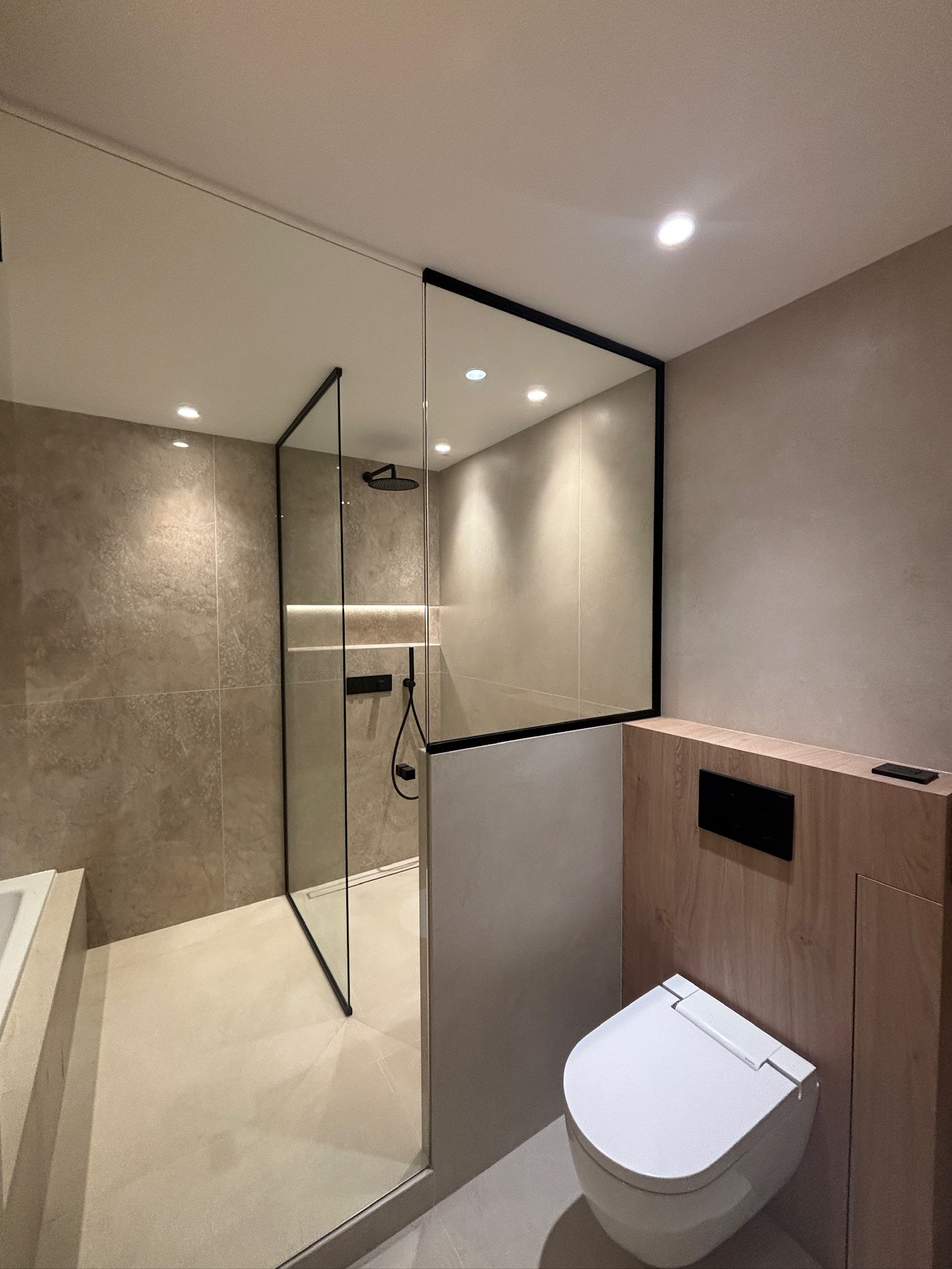 L’union parfaite : deux appartements transformés en un duplex unique