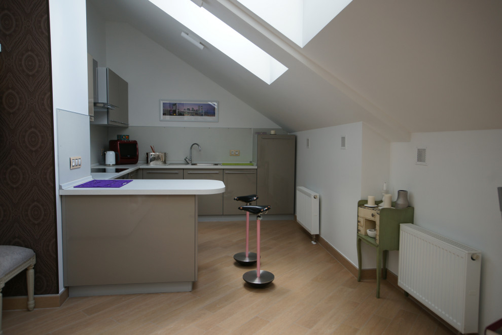 Мансарда художницы