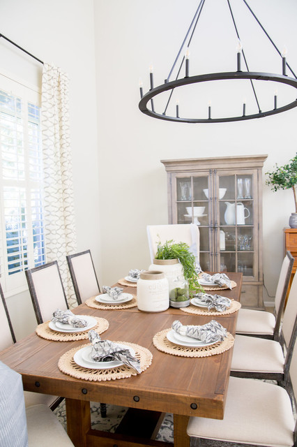 Neutral Transitional nyklassisk-matplats