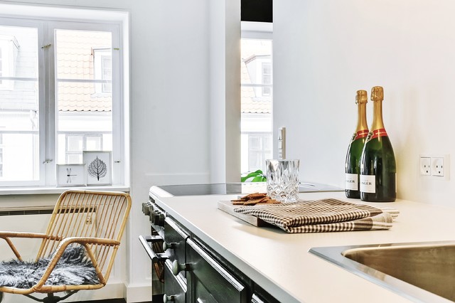 Boh&eacute;me lejlighed modern-kitchen