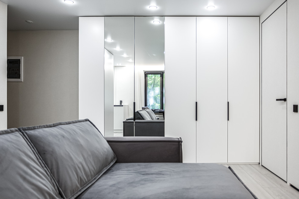 евродвушка в аренду в пятиэтажке рядом с Сити