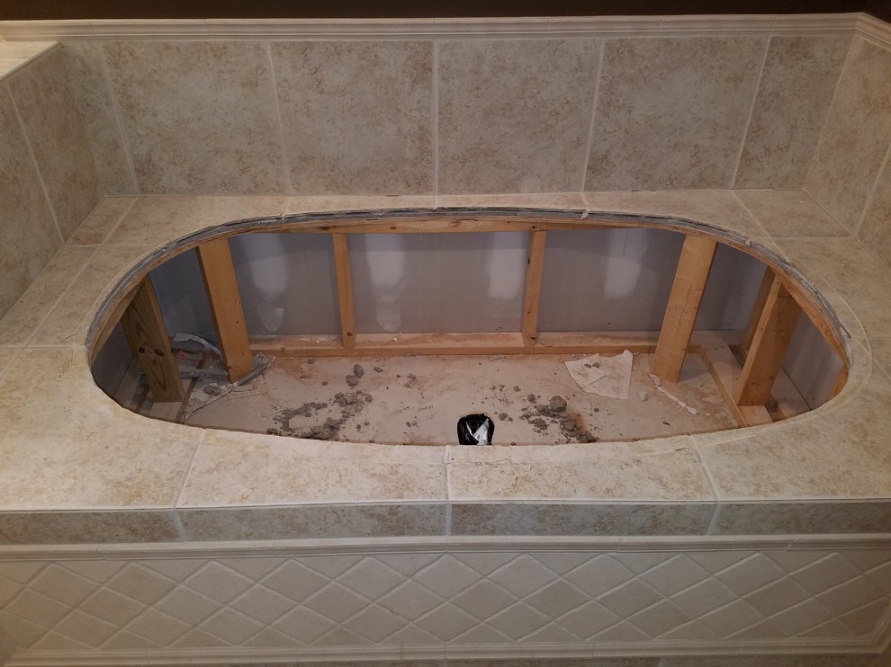 Home design - transitional home design idea