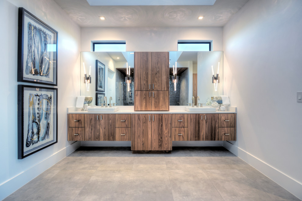 This is an example of a transitional bathroom in Austin.
