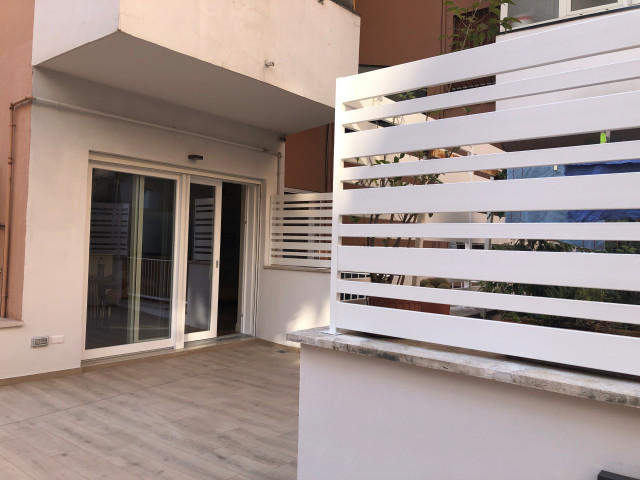 160 mq completamente ristrutturati contemporary-deck