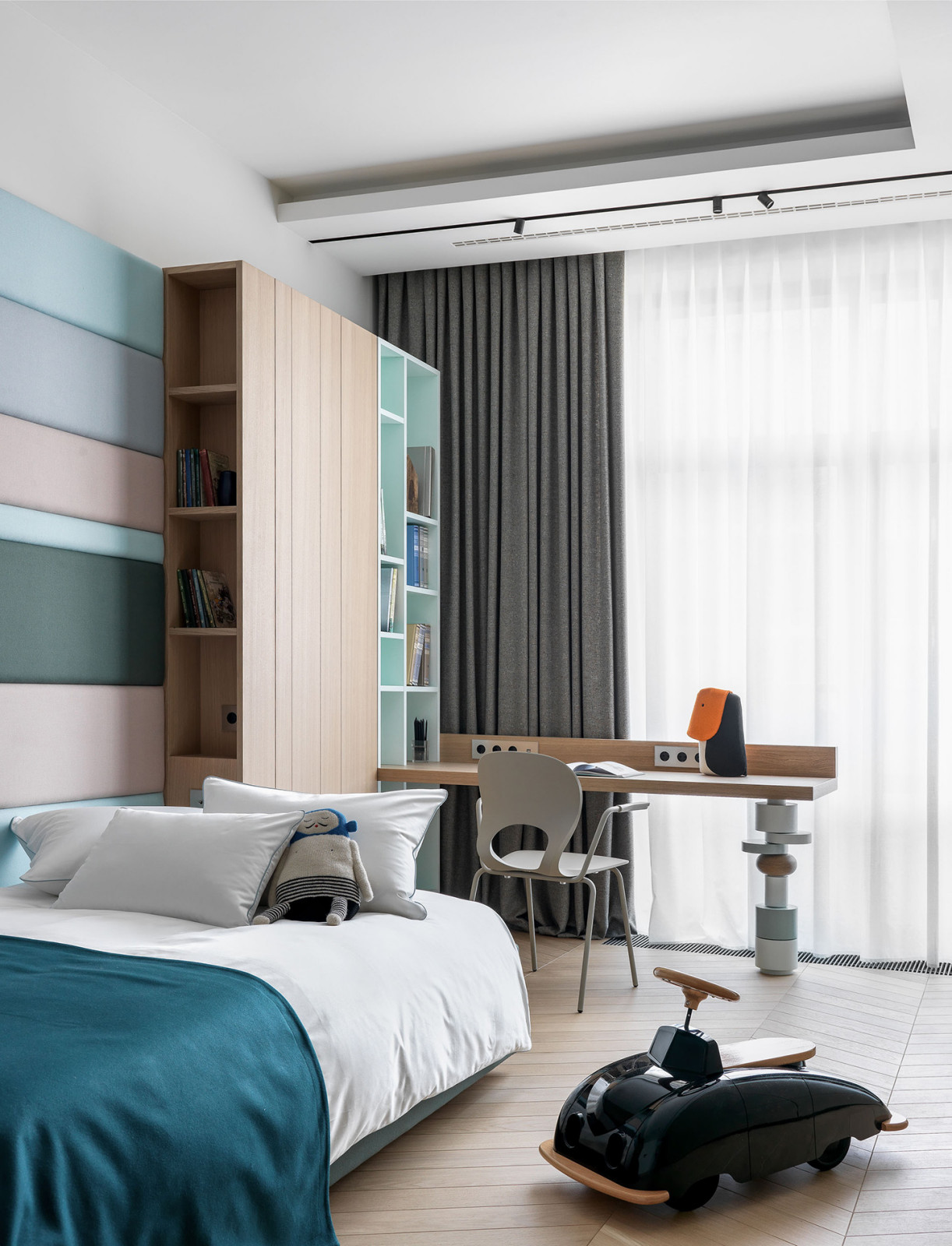 Apartment of three generations