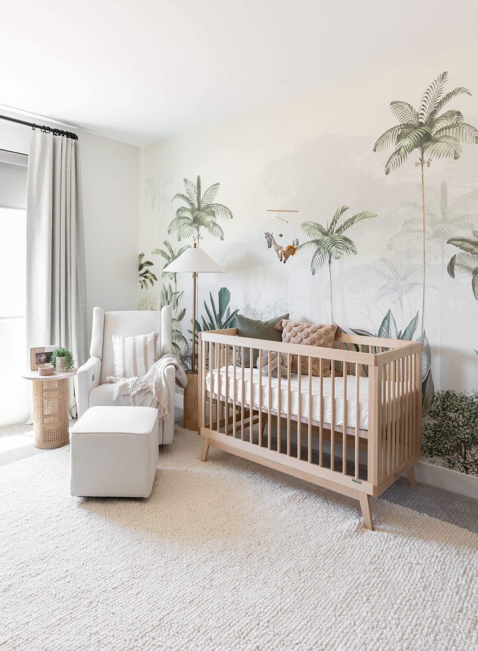 Habitación para bebé estilo moderno 