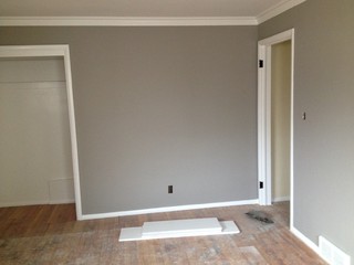 Colors that compliment Functional Gray by Sherwin Williams?