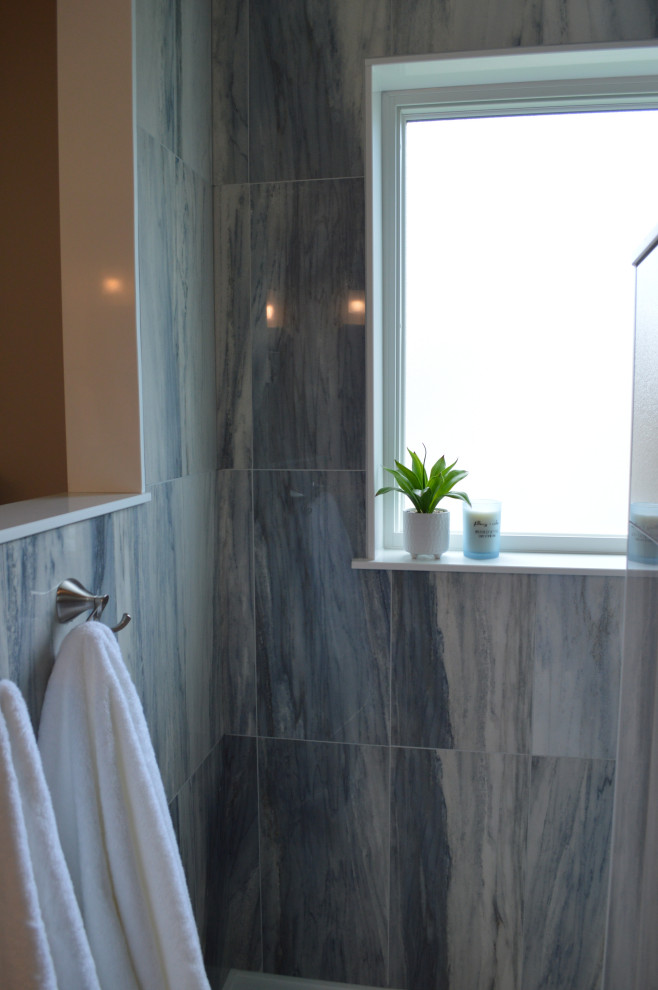 Gleason Farms Owner's Bath with Walk-in Shower