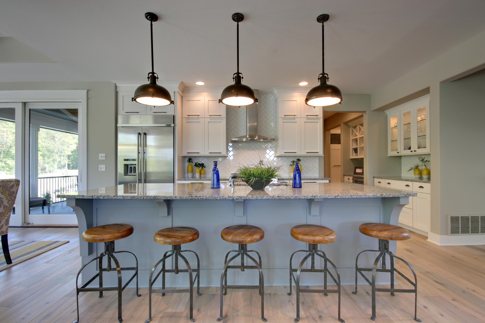 Kitchen - transitional kitchen idea in Grand Rapids