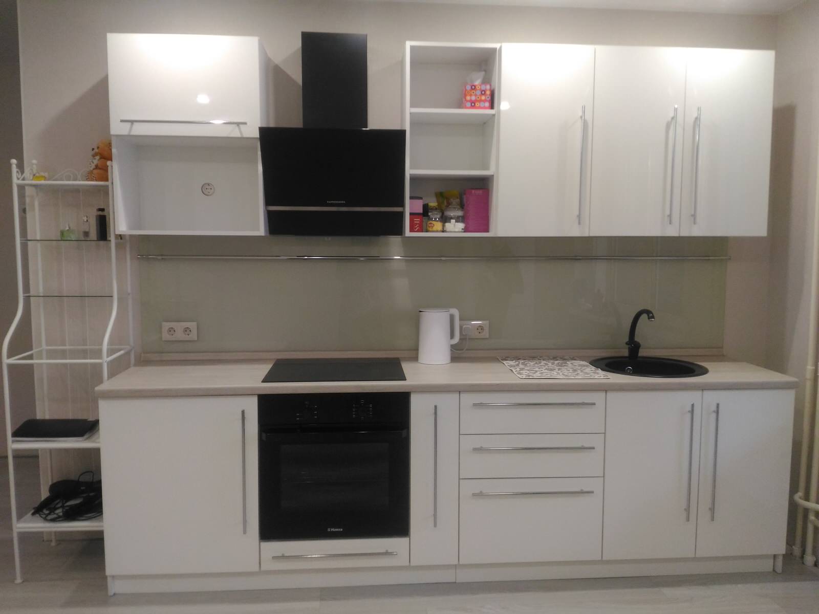 Белый глянец