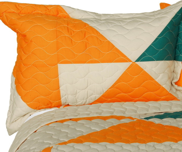 Eyes on Me 3PC Vermicelli-Quilted Patchwork Quilt Set (Full/Queen Size)