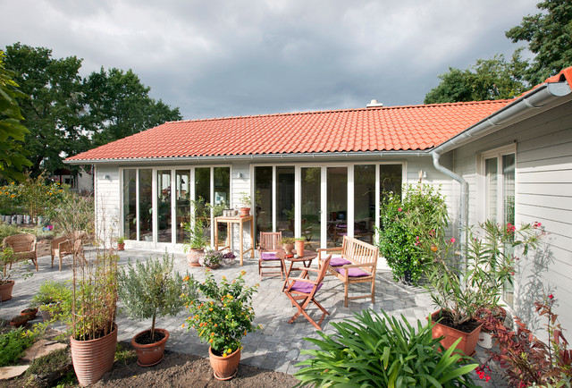 Bungalow in Falkensee casa-de-campo-terraza-y-balcon