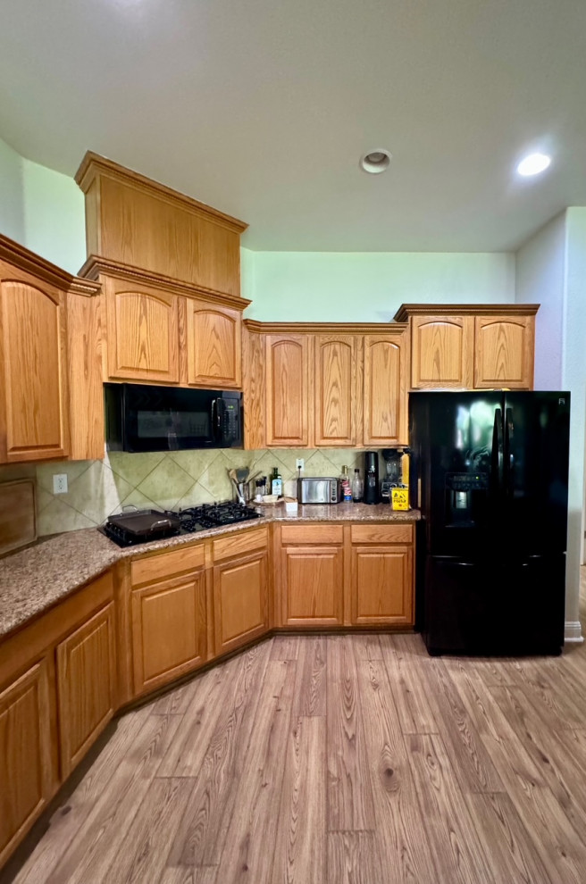 West Roseville Cabinet and Backsplash Refresh