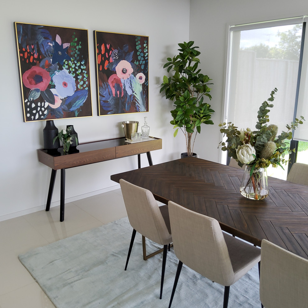 Inspiration for a medium sized contemporary dining room in Brisbane.