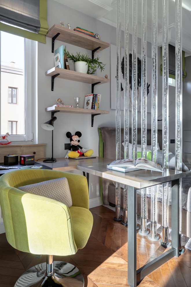 Ахроматика детской зоны с цветовыми акцентами