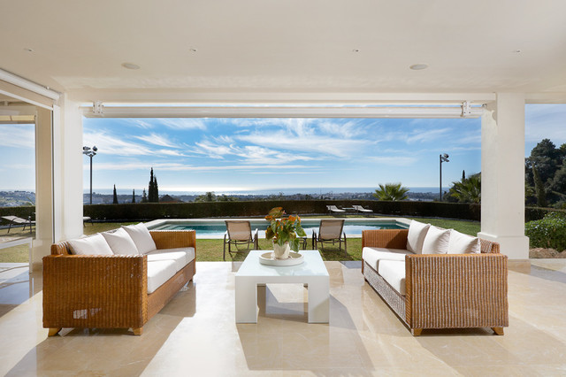 Villa in Marbella with Seaviews contemporary-deck
