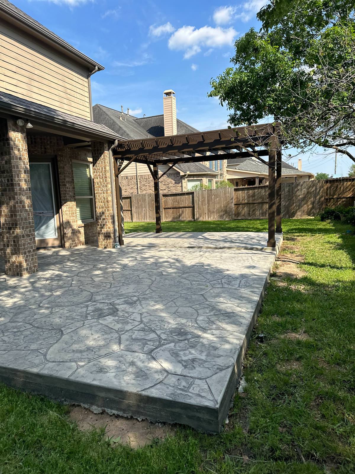 Pergola and patio extension in Firethorne