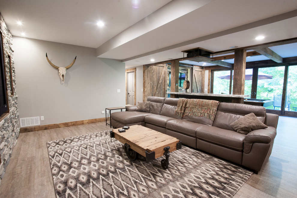 Basement - rustic basement idea in Cincinnati