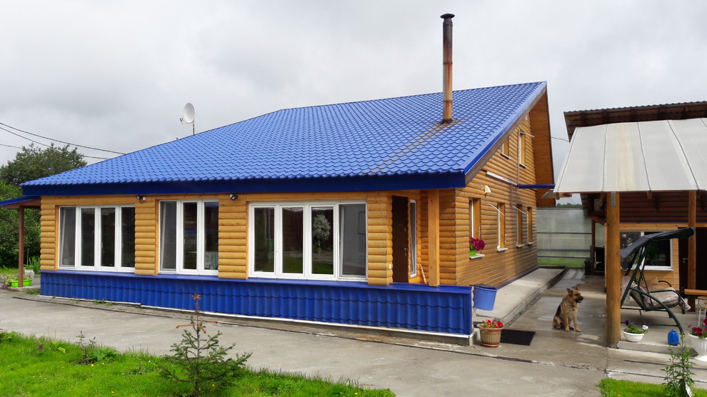 Фамильная усадьба: дом, баня, беседка, курятник