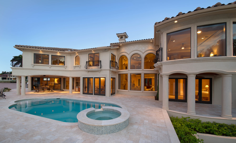 Inspiration for a large transitional home design remodel in Miami