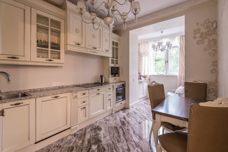 Квартира на Ломоносовском