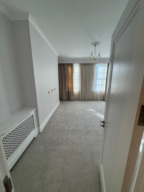 Full refurbishment works of high-end flat (x5 Bedrooms)at high street kensignton