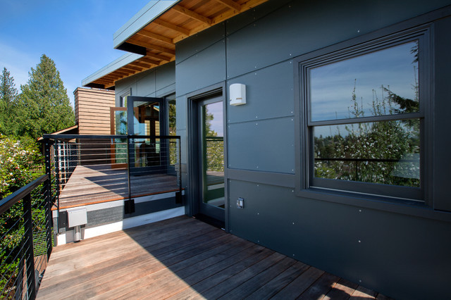 Upstairs decks Contemporary  Patio Seattle by 